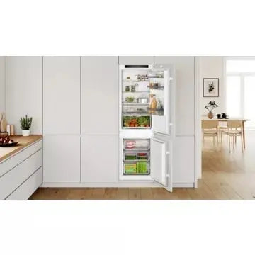 Réfrigérateur combiné encastrable 							BOSCH				KIN86MSE0 Serenity Eco Airflow