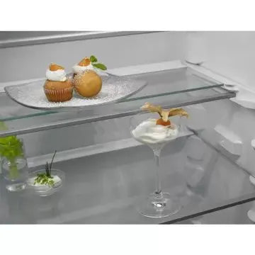 Réfrigérateur combiné encastrable 							ELECTROLUX				ENP7TD75S GreenZone 70cm